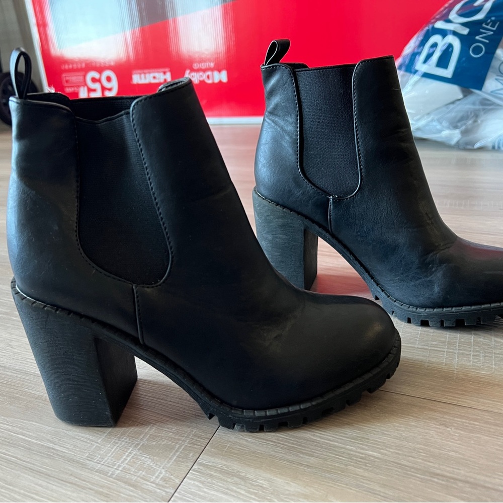 Booties - Picture 3 of 3